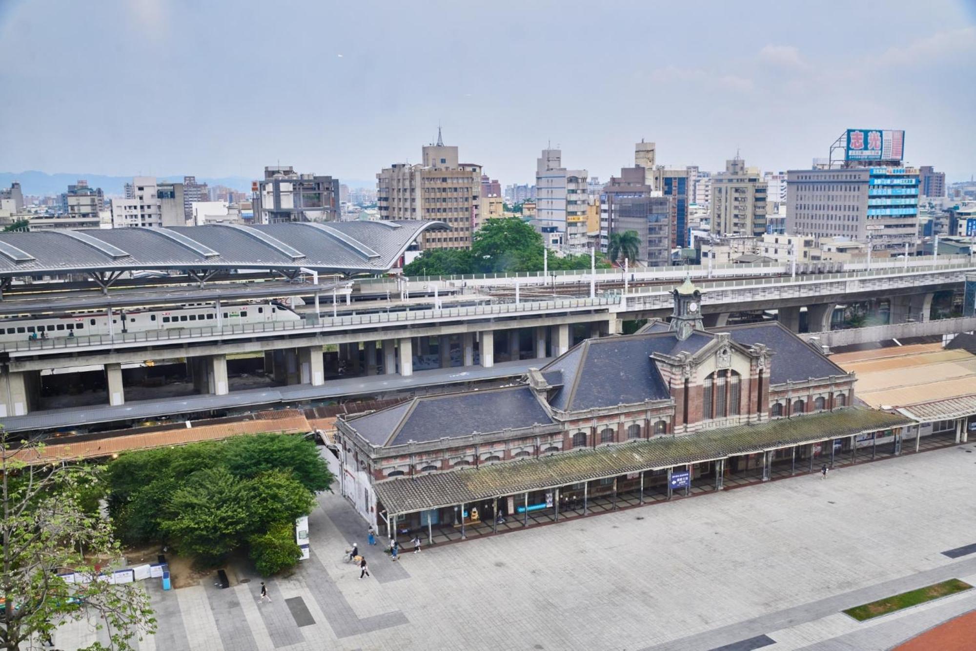 Hotel Leisure 台中輕行旅 Exterior photo