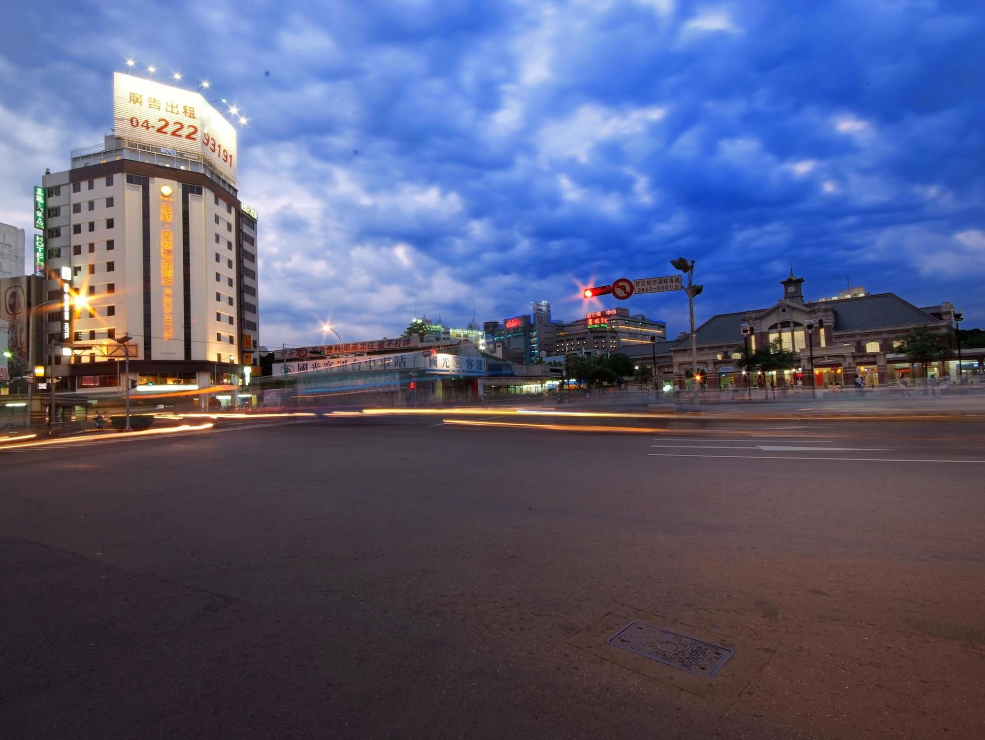 Hotel Leisure 台中輕行旅 Exterior photo